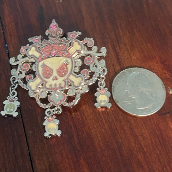 2006 Pirates of the Caribbean Pink Gem Pirate Princess Disney Parks Pin - Picture 2 of 4